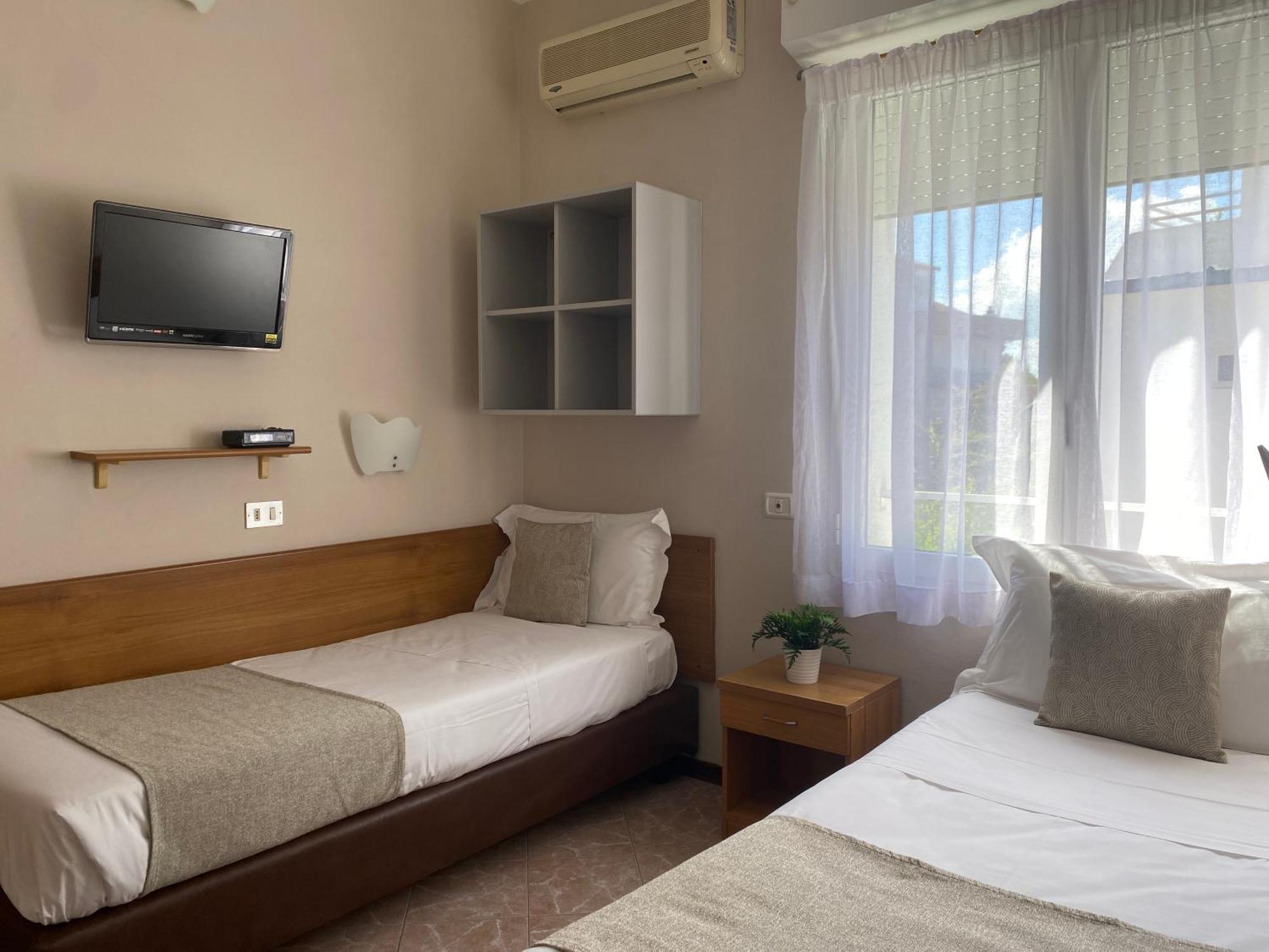 Hotel Golf Riccione Exterior foto